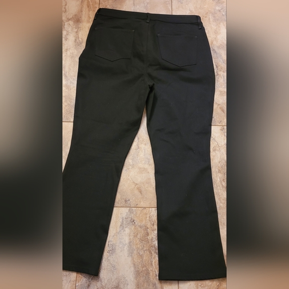 NEW NYDJ Slim Bootcut Black Rinse Stretch Jeans Womens Size14 - Picture 5 of 9